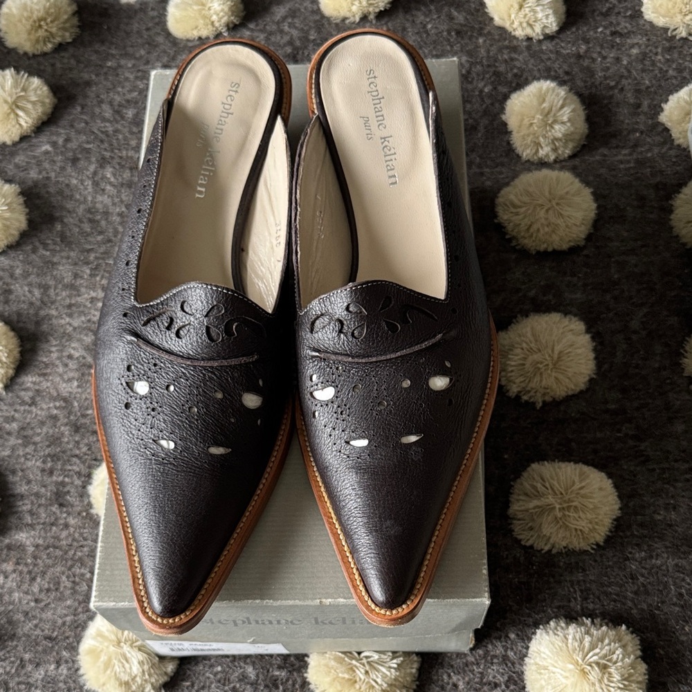 Stephane Kelian cafe Leather Mules with Cut-Out Design